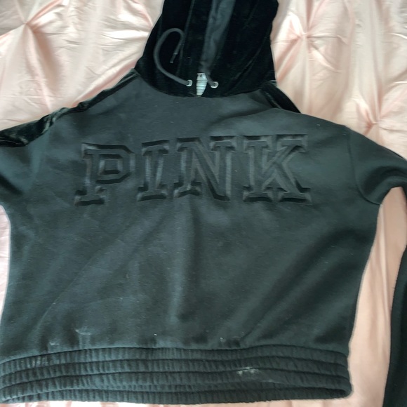 I’m selling this because I don’t wear it anymore . - Picture 5 of 5